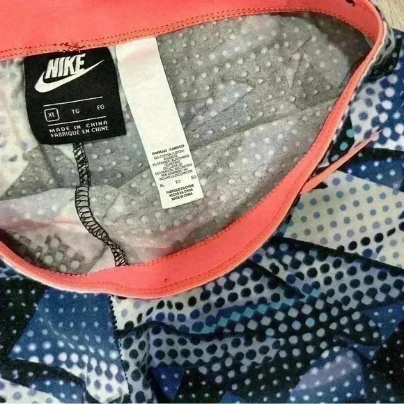 Nike Girl's Blue Printed Athletic Running Leggings Activewear Pants Size XL - Picture 2 of 9